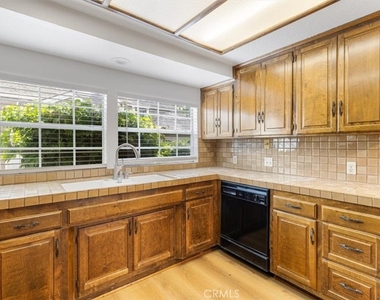 480 -101 Kakkis Drive - Photo Thumbnail 33