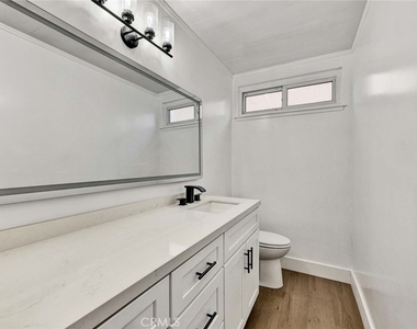 9882 Kings Canyon Drive - Photo Thumbnail 15