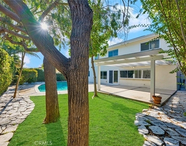 9882 Kings Canyon Drive - Photo Thumbnail 32