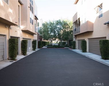 46 Meridian Drive - Photo Thumbnail 17