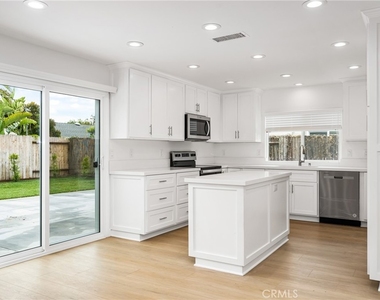 9282 Winterwood Circle - Photo Thumbnail 9
