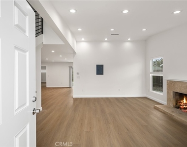 9282 Winterwood Circle - Photo Thumbnail 4