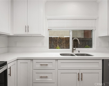 9282 Winterwood Circle - Photo Thumbnail 12