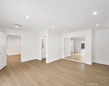 9282 Winterwood Circle - Photo Thumbnail 23