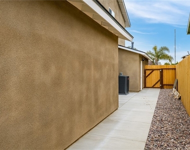 9282 Winterwood Circle - Photo Thumbnail 20