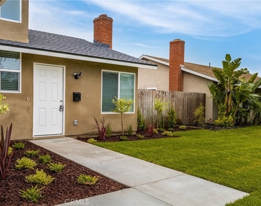 9282 Winterwood Circle - Photo Thumbnail 3