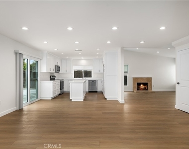 9282 Winterwood Circle - Photo Thumbnail 8