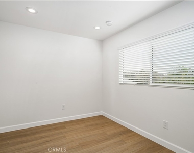 9282 Winterwood Circle - Photo Thumbnail 27