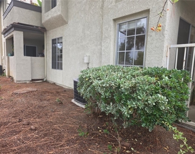 23395 La Crescenta - Photo Thumbnail 2