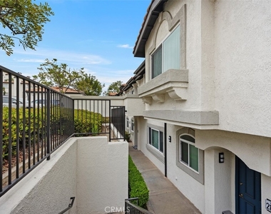 30902 Clubhouse Drive - Photo Thumbnail 2