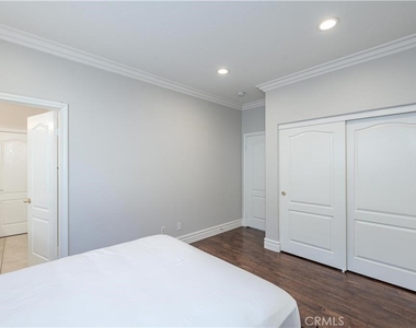 18571 Amalia Lane - Photo Thumbnail 23