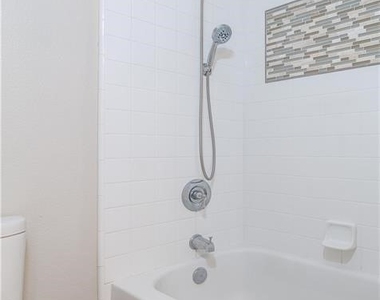 18571 Amalia Lane - Photo Thumbnail 25