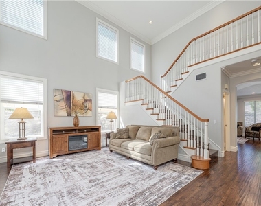 18571 Amalia Lane - Photo Thumbnail 2