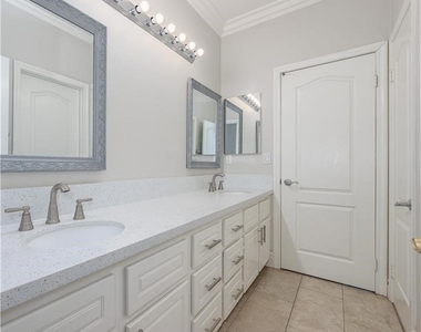 18571 Amalia Lane - Photo Thumbnail 24