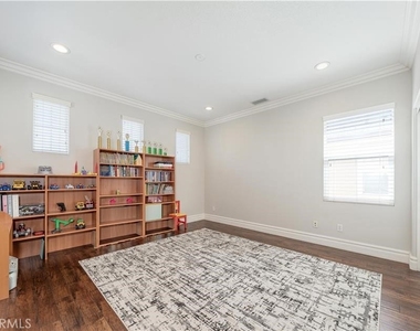 18571 Amalia Lane - Photo Thumbnail 27