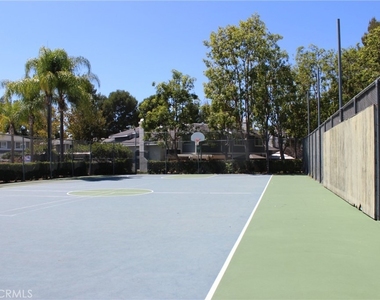 22285 Newbridge Drive - Photo Thumbnail 16