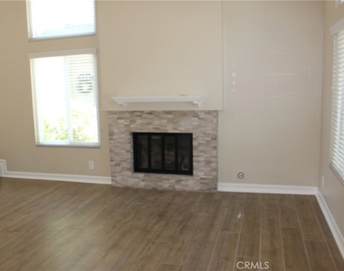 22285 Newbridge Drive - Photo Thumbnail 3