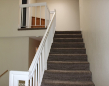 22285 Newbridge Drive - Photo Thumbnail 8