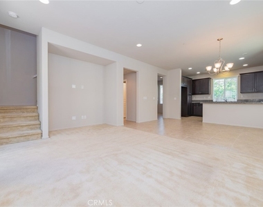 3151 E Chip Smith Way - Photo Thumbnail 10