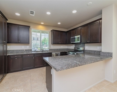 3151 E Chip Smith Way - Photo Thumbnail 5