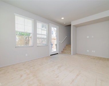 3151 E Chip Smith Way - Photo Thumbnail 9