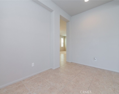 3151 E Chip Smith Way - Photo Thumbnail 3