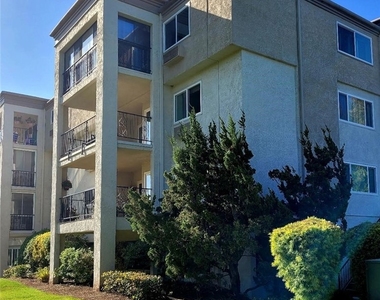 5515 W Paseo Del Lago W - Photo Thumbnail 1