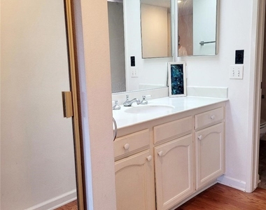 5515 W Paseo Del Lago W - Photo Thumbnail 8