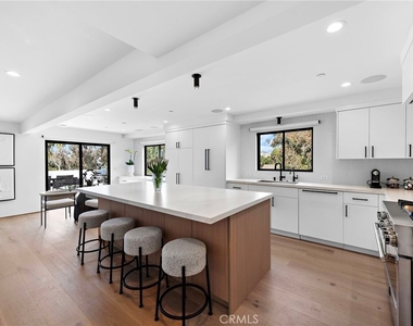 322 1/2 Iris Avenue - Photo Thumbnail 16