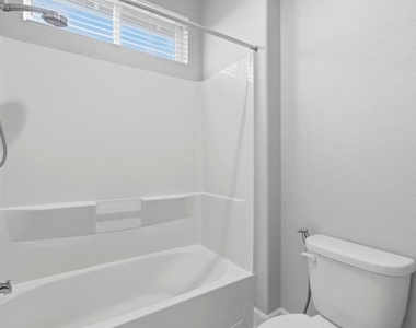453 Diamond Peak Lane - Photo Thumbnail 18