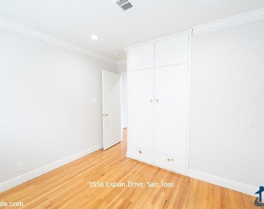 3556 Lisbon Drive - Photo Thumbnail 17