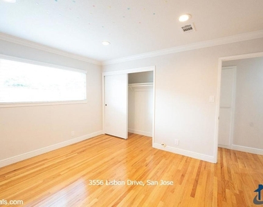 3556 Lisbon Drive - Photo Thumbnail 9