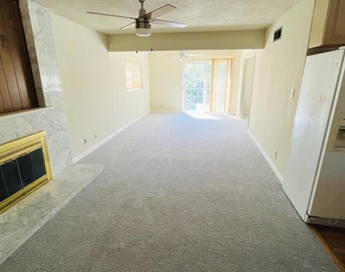 10460 Davison Avenue - Photo Thumbnail 7