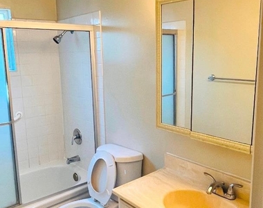 10460 Davison Avenue - Photo Thumbnail 13