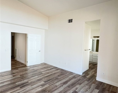 32440 Samuel Avenue - Photo Thumbnail 14
