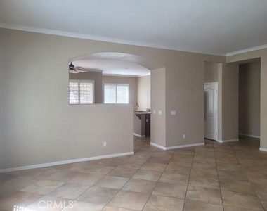 8865 Buttercup Court - Photo Thumbnail 2