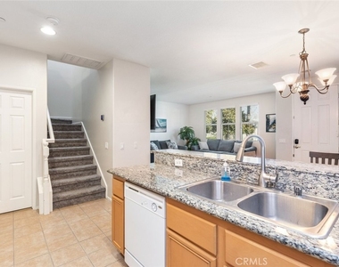 1800 E Lakeshore - Photo Thumbnail 8