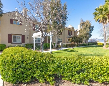 1800 E Lakeshore - Photo Thumbnail 1