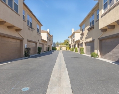 1800 E Lakeshore - Photo Thumbnail 22