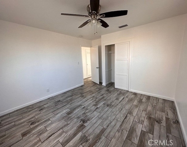 812 Lillian - Photo Thumbnail 6