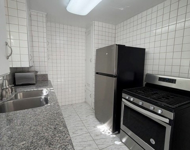 1717 N Berendo - Photo Thumbnail 5