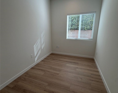 10867 Nettleton Street - Photo Thumbnail 20