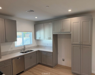 10867 Nettleton Street - Photo Thumbnail 11
