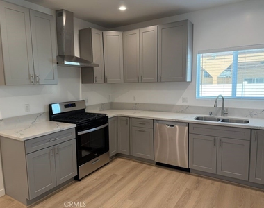 10867 Nettleton Street - Photo Thumbnail 9