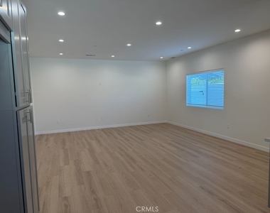 10867 Nettleton Street - Photo Thumbnail 12