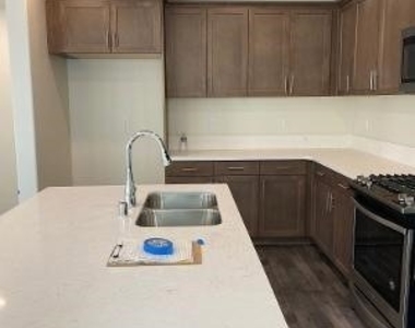 7351 Palazzo Place - Photo Thumbnail 7