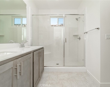 26149 Park Avenue - Photo Thumbnail 10
