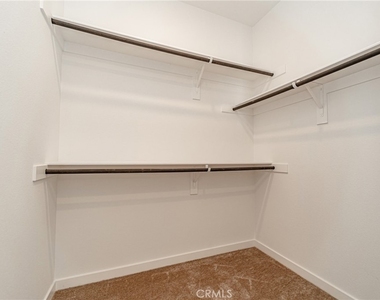 26149 Park Avenue - Photo Thumbnail 9