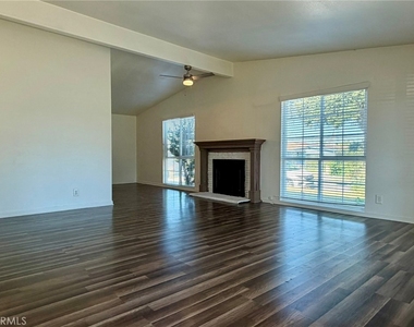 832 S Prospero Drive - Photo Thumbnail 2