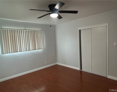 390 E Carter - Photo Thumbnail 14